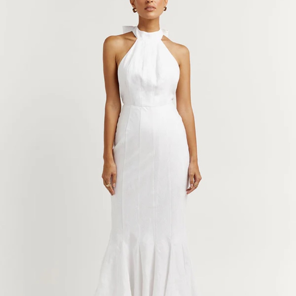 DISSH BRIDAL DRESS “AISLE WHITE LINEN HIGH NECK DRESS”